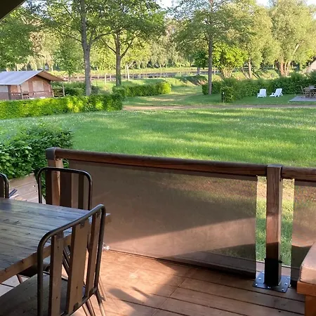 Les Portes Du Perche Campingplatz *