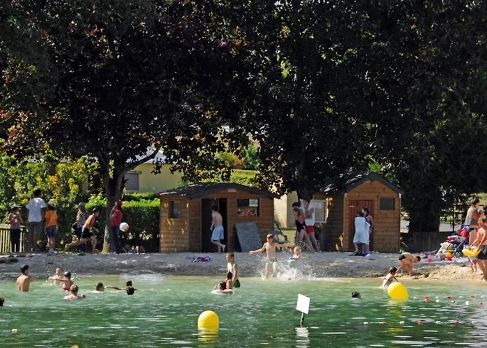 אתר קמפינג Les Portes Du Perche *