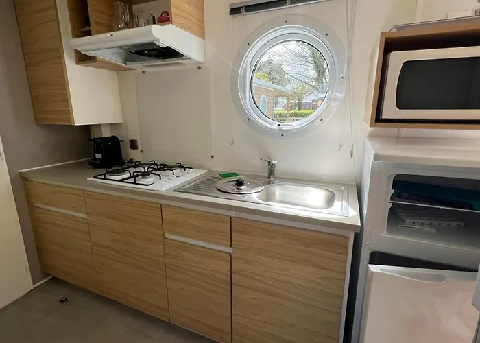 Les Portes Du Perche אתר קמפינג